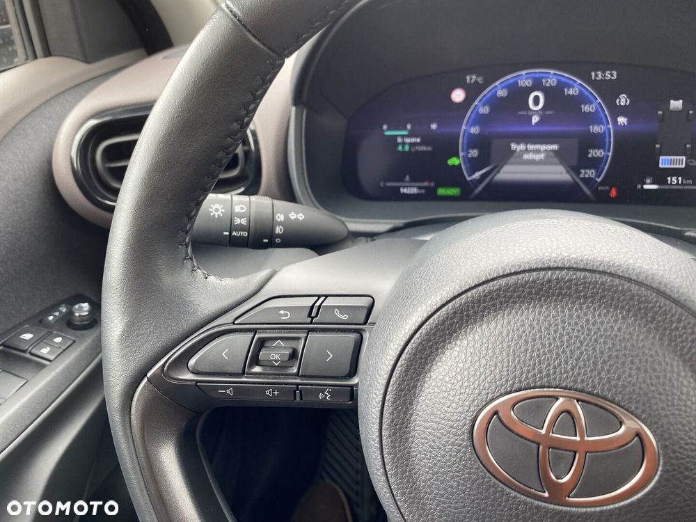 Toyota Yaris Cross Hybrid 1.5 Executive - 21