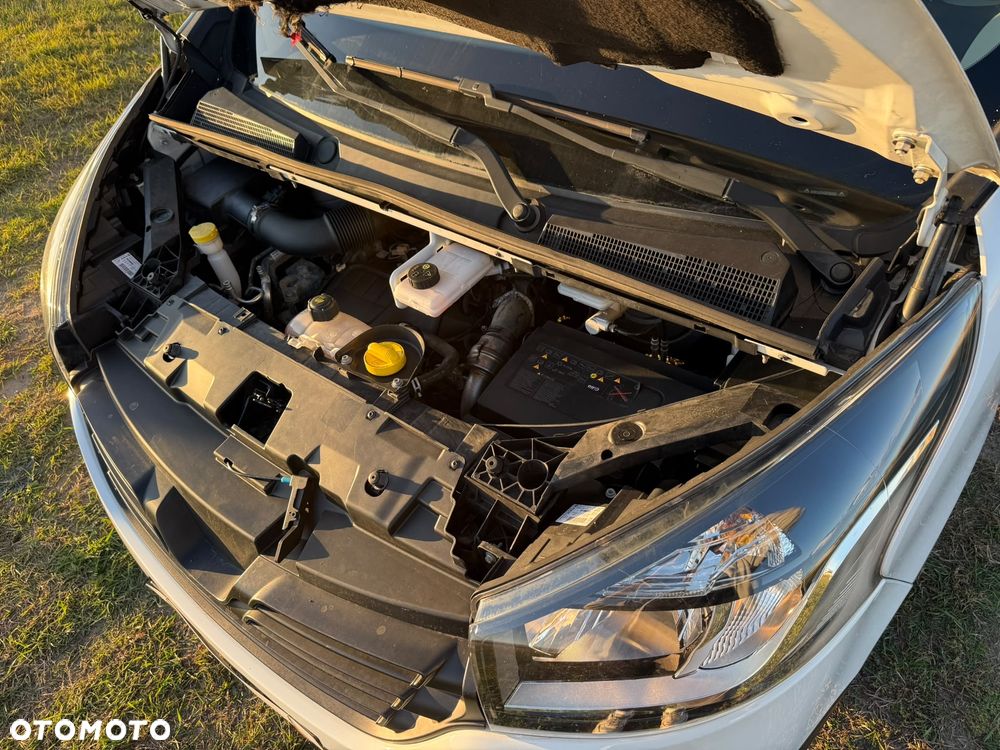 Renault Trafic - 18
