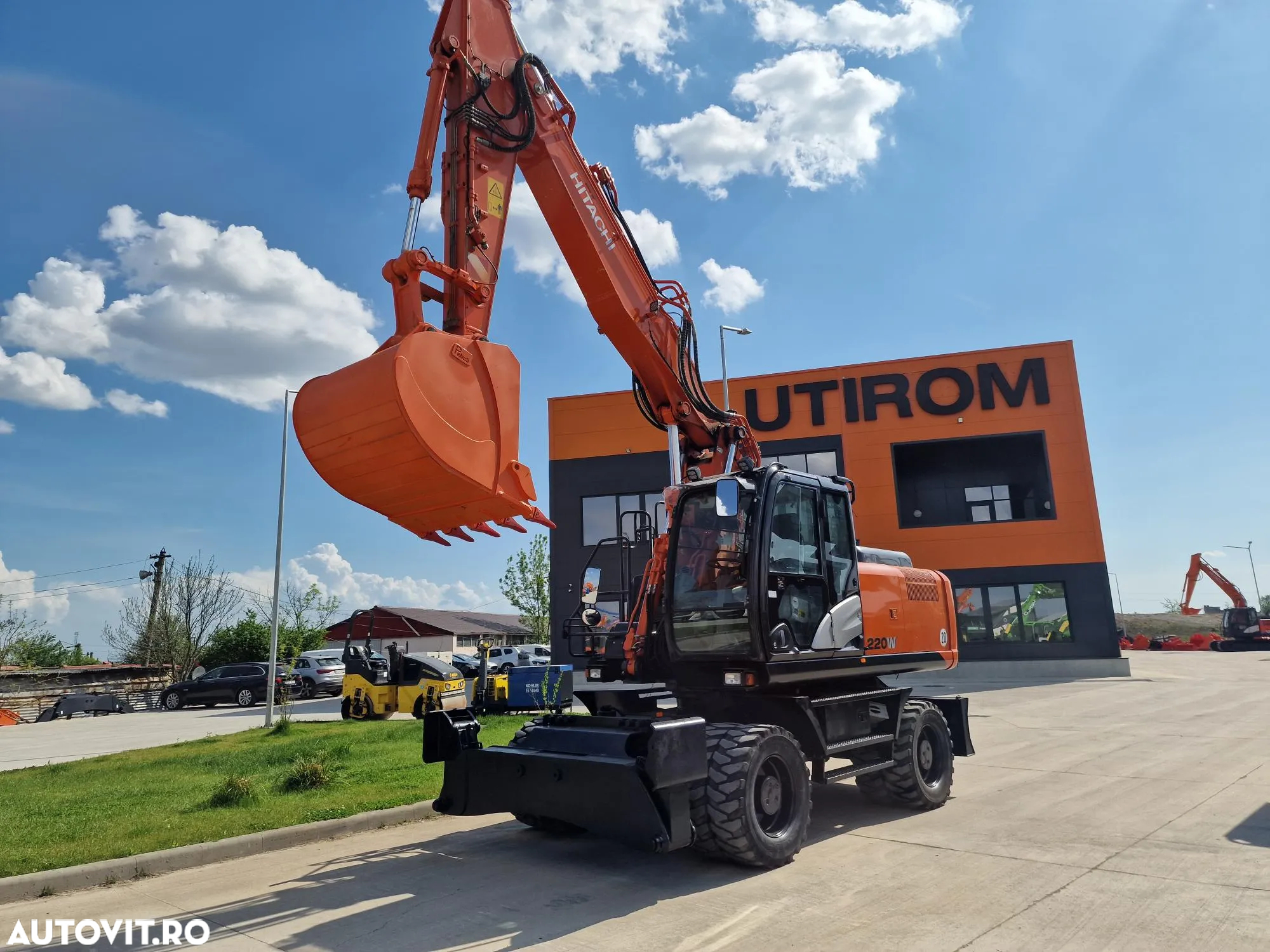 Hitachi ZX220W-6, 22tone, 2019, 4.844h, Cupa NOUA 1,3mc, LAMA si CALE, 3 BRATE excavare, Inst picon, a doua inst hidr, Gresare automata, posibilitate leassing 4 ani, CA NOU, PROMOTIE 109.900 EUR+Tva - 30