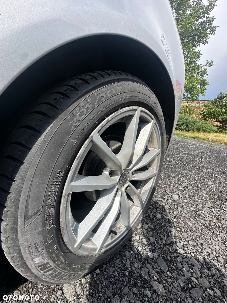 Audi A4 Avant 2.0 TDI DPF - 19