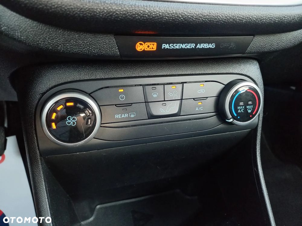 Ford Fiesta - 23