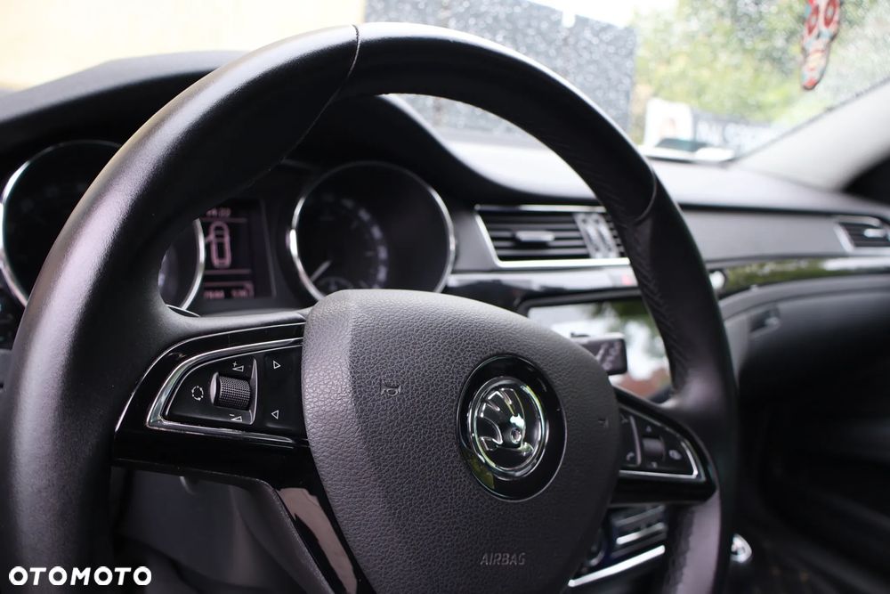 Skoda Superb 2.0 TDI 4x4 Business DSG - 21