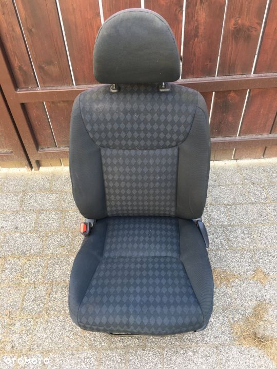 FOTEL LEWY PRZÓD - CIVIC UFO VII gen 5D 01-04 euro