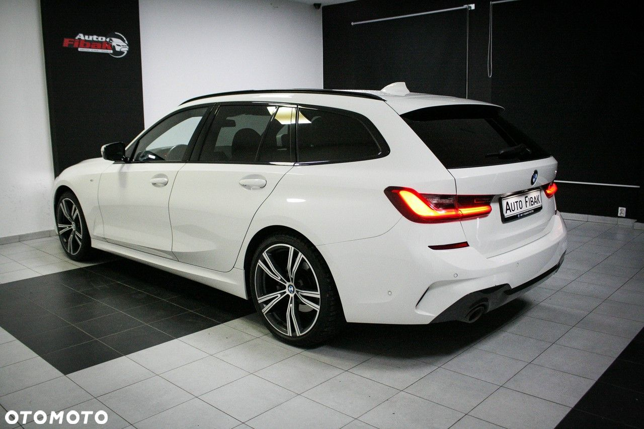 BMW Seria 3 - 8