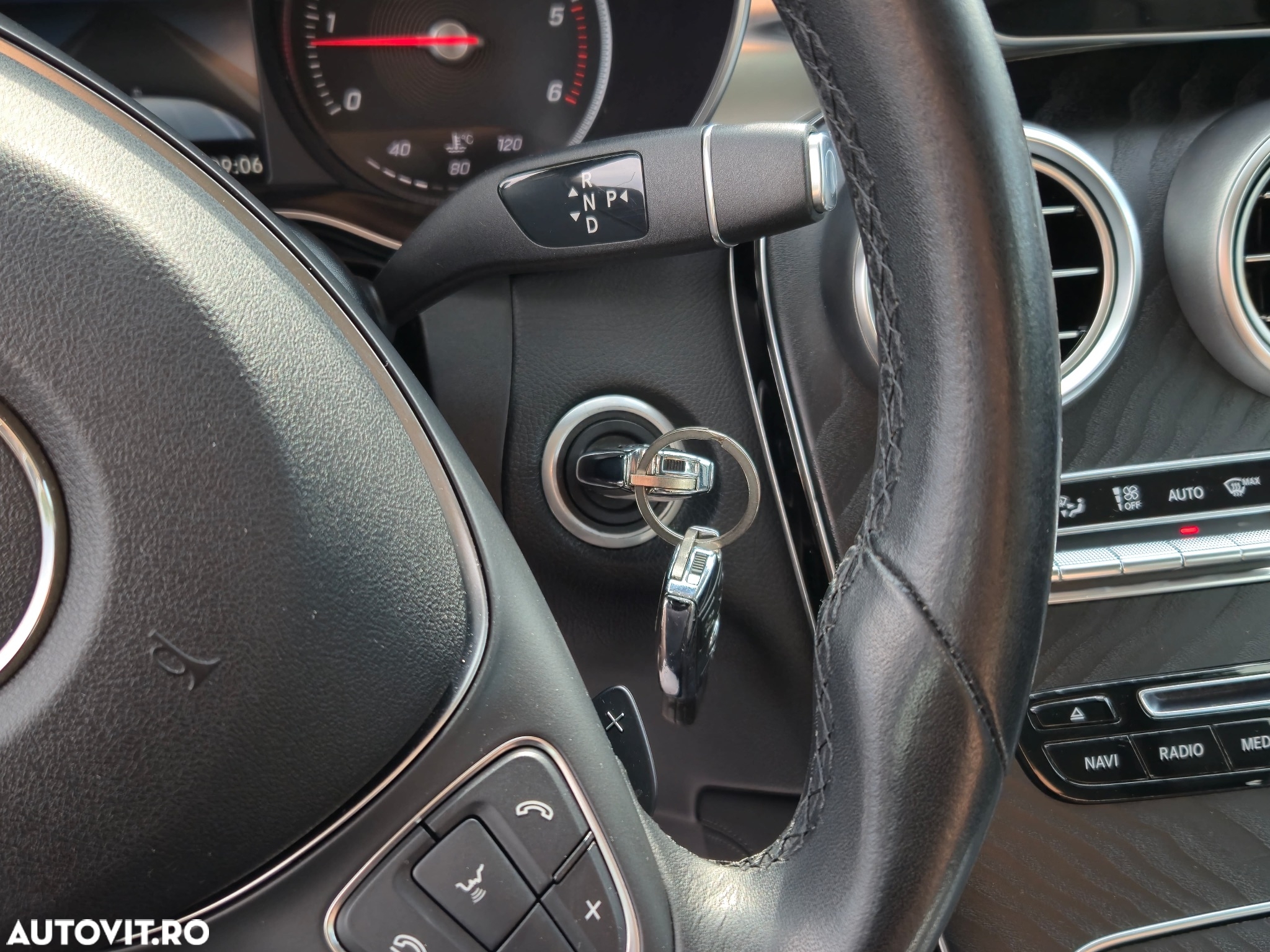 Mercedes-Benz GLC 220 d 4Matic 9G-TRONIC Exclusive - 26