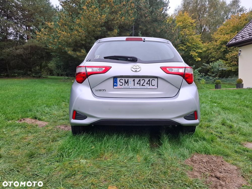 Toyota Yaris 1.5 Active - 9
