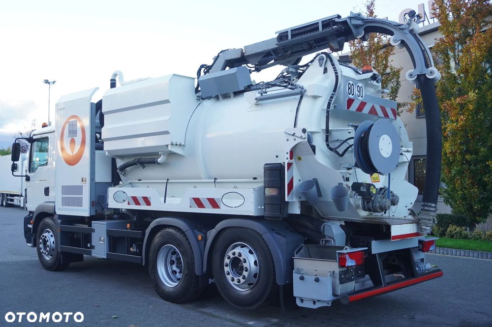 MAN TGM 26.340 E6 / Beczka asenizacyjna Rivard 11,8 m3 / 110 tys. km / oś skrętna - 5