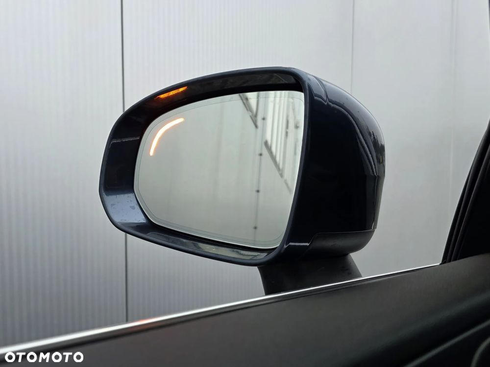 Volvo XC 60 B5 B AWD Plus Bright - 33