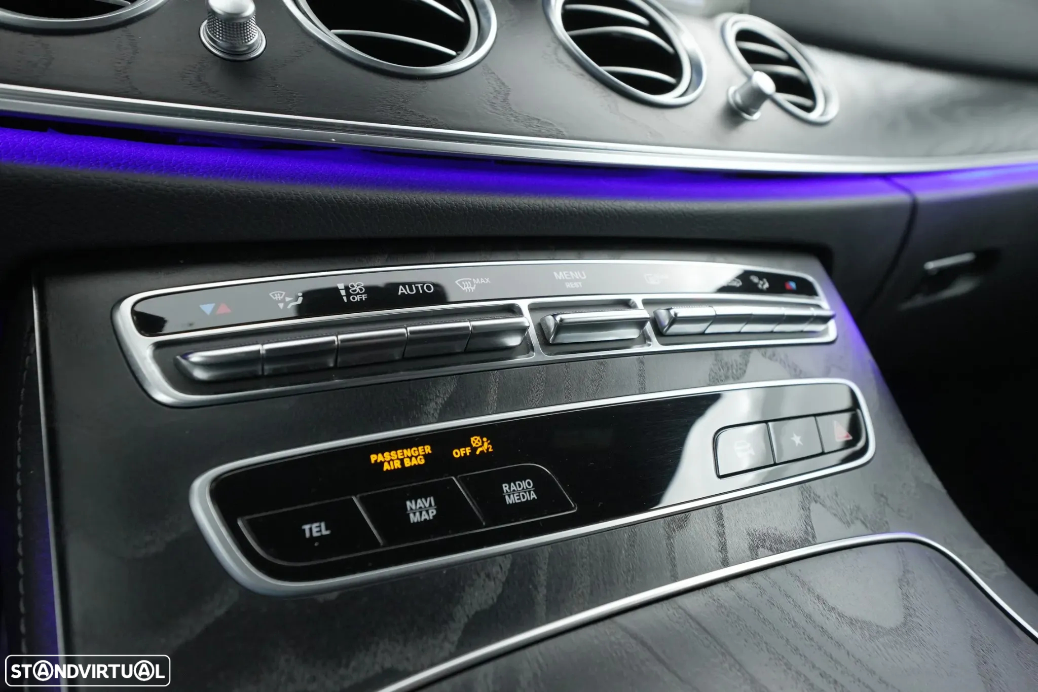 Mercedes-Benz E 220 d AMG Line 7L - 24