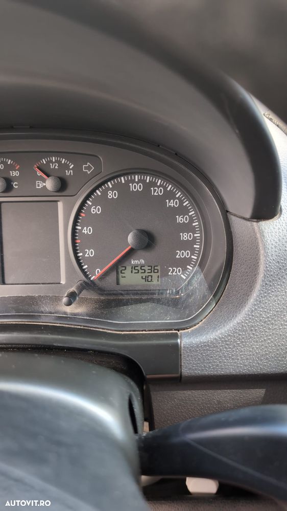 Volkswagen Polo - 5