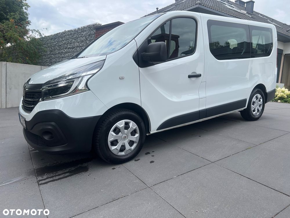 Renault Trafic - 2