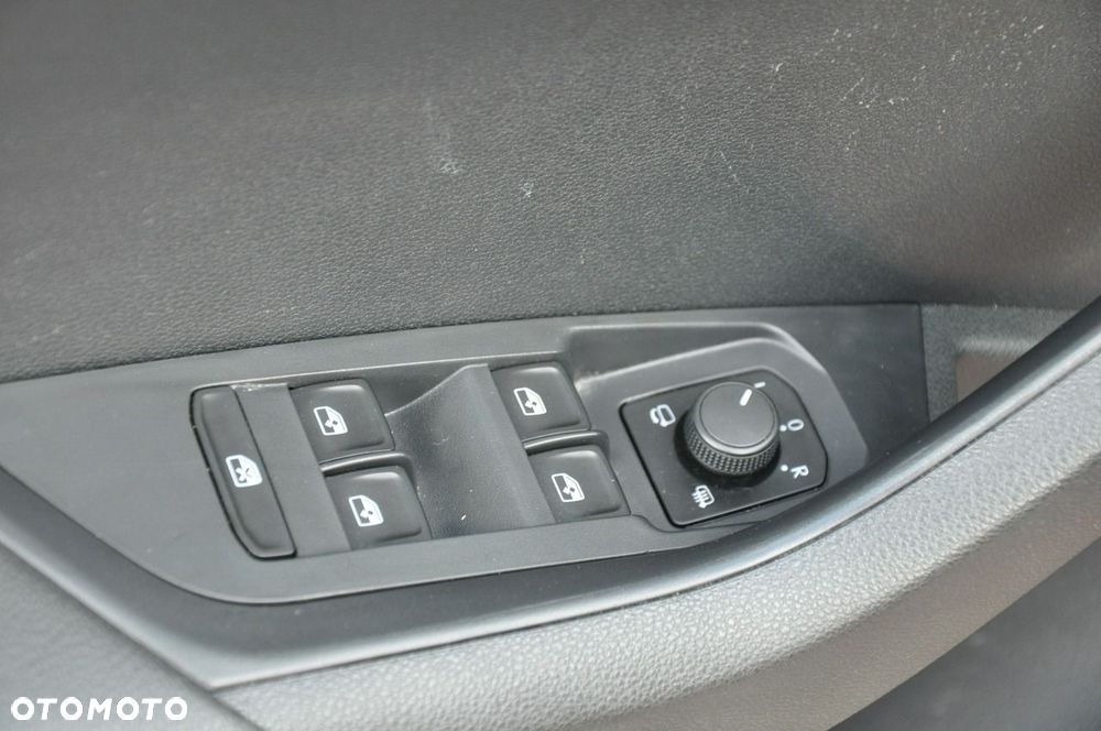 Skoda Karoq 1.5 TSI ACT Sportline - 12