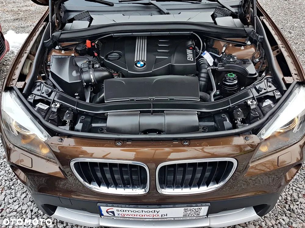 BMW X1 sDrive18d xLine - 11