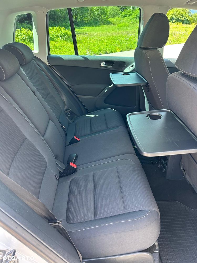 Volkswagen Tiguan - 10