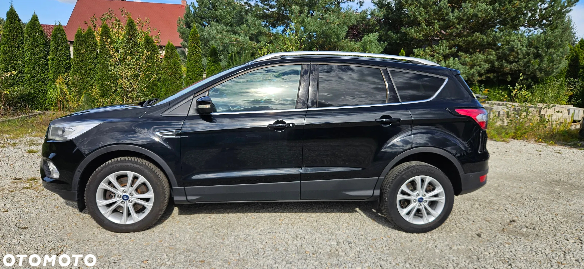Ford Kuga 2.0 TDCi 2x4 Titanium - 11