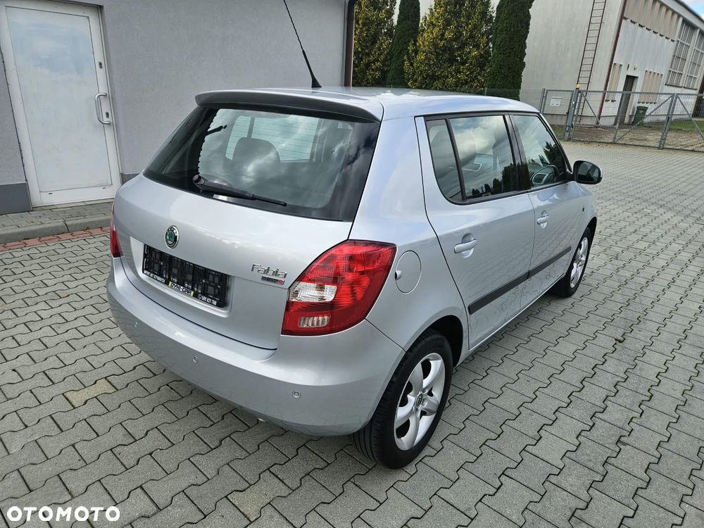 Skoda Fabia 1.6 16V Ambiente - 6