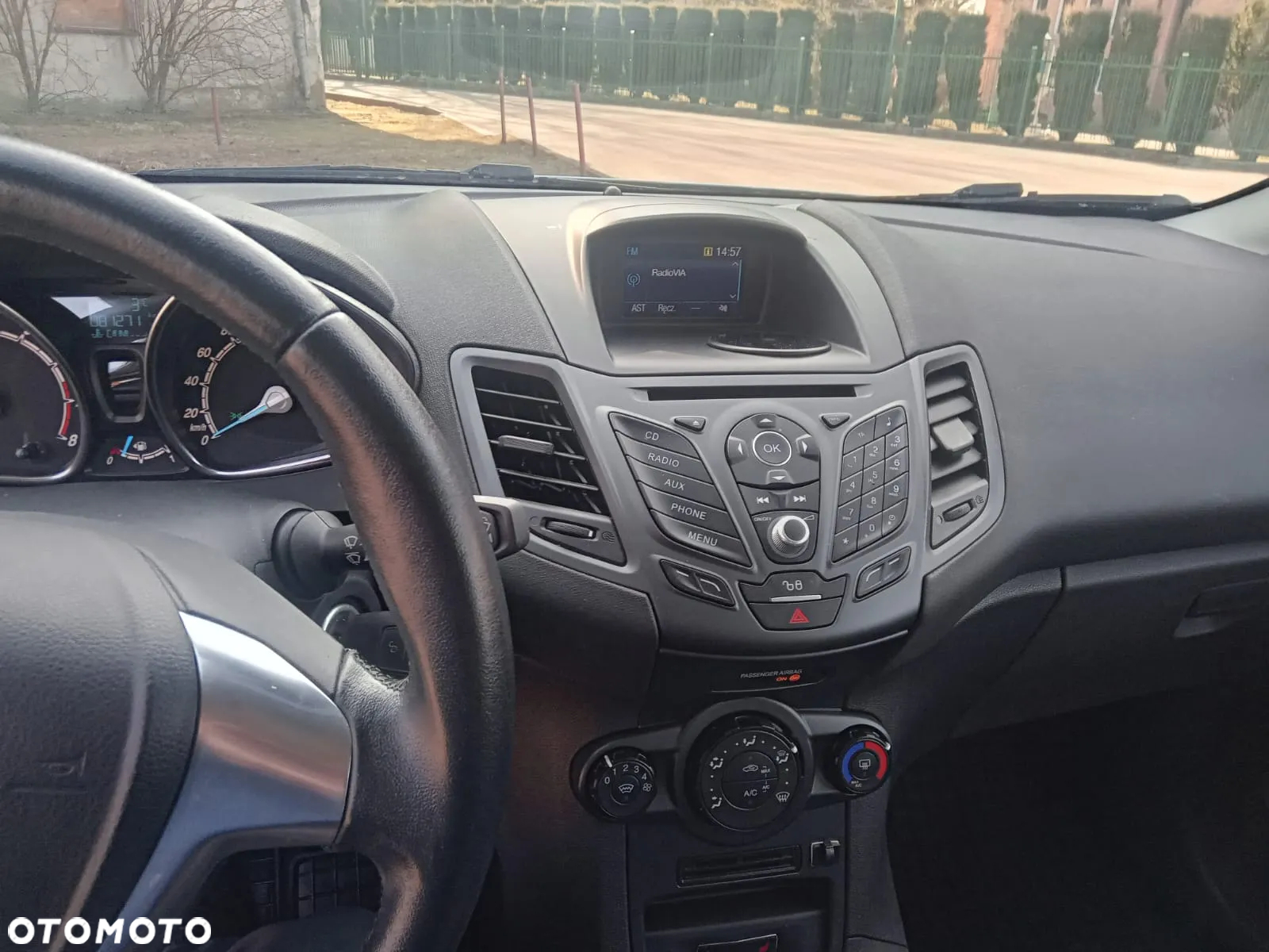 Ford Fiesta 1.0 EcoBoost Gold X - 17
