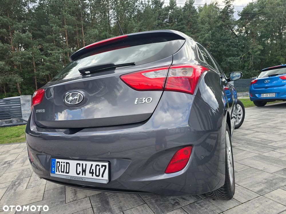 Hyundai i30 1.4 GO Plus - 12