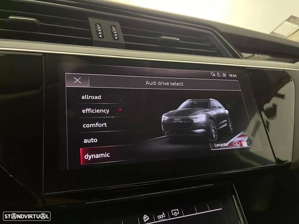 Audi e-tron 50 quattro Advanced - 28