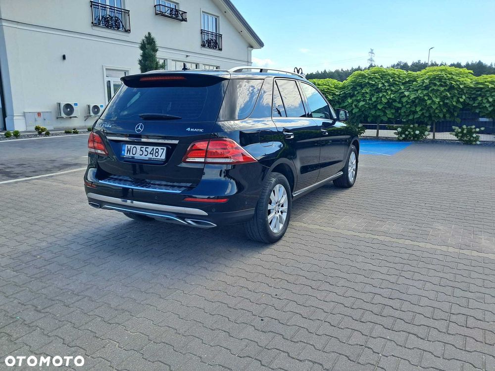 Mercedes-Benz GLE - 2