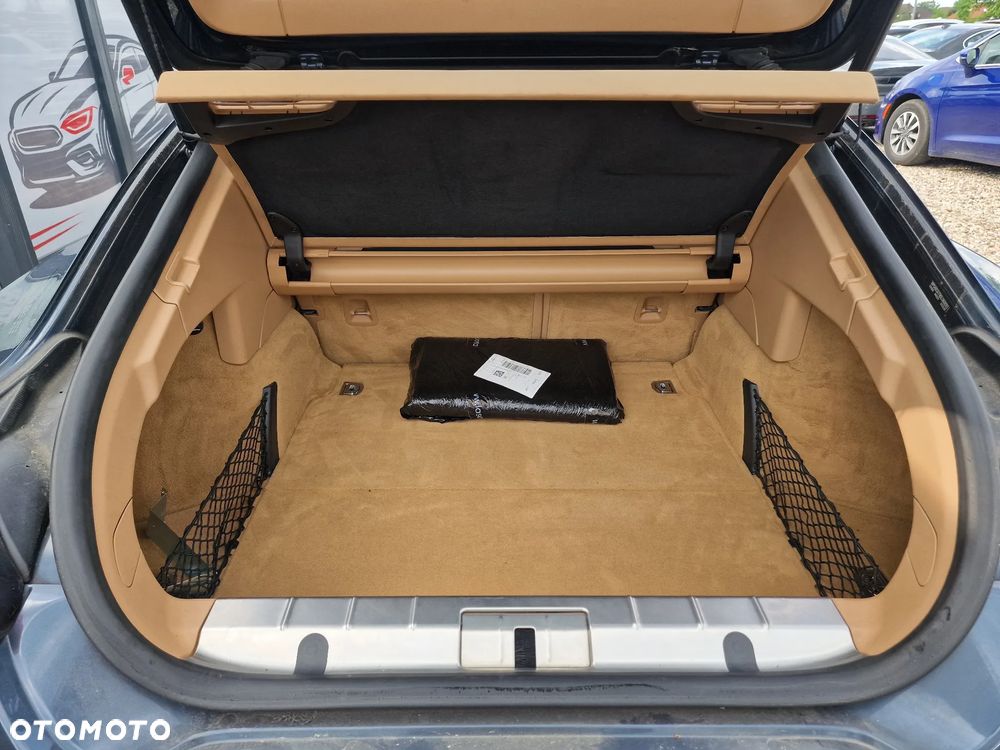 Porsche Panamera - 31
