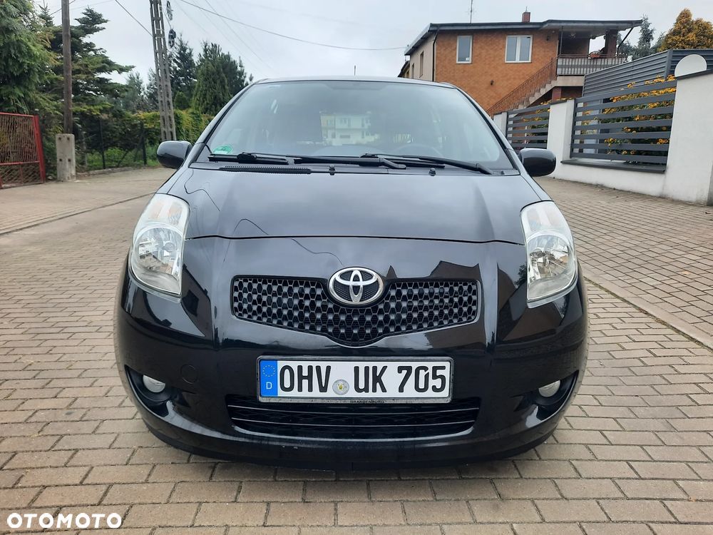 Toyota Yaris 1.3 Sol Premium - 11