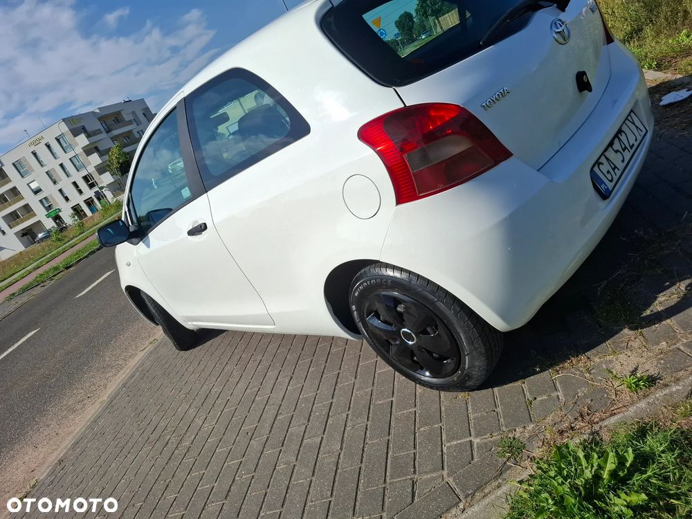 Toyota Yaris 1.0 Luna A/C - 7
