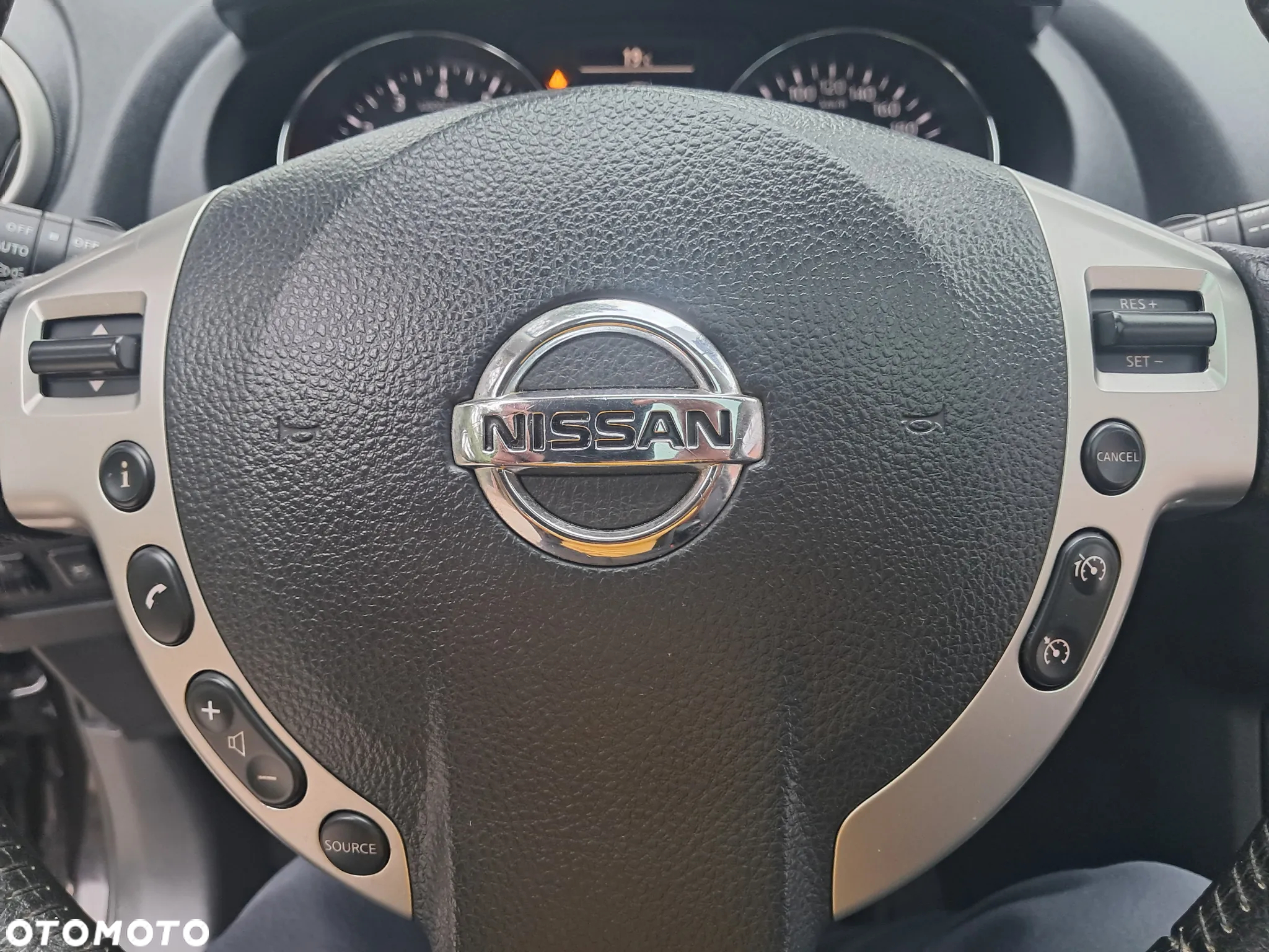 Nissan Qashqai 2.0 tekna - 23