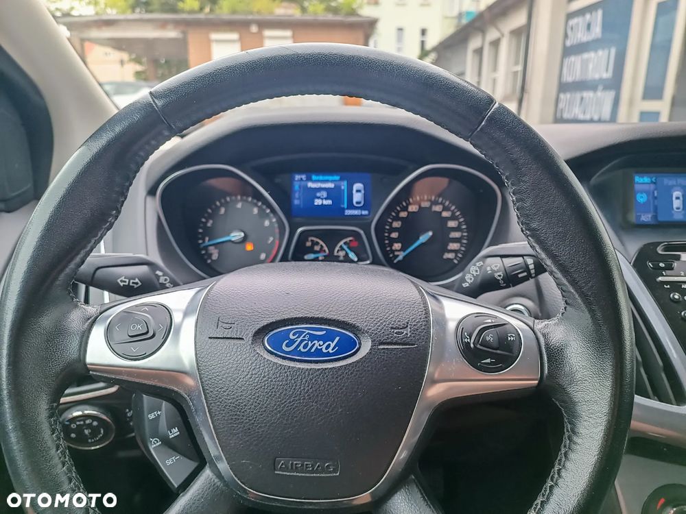 Ford Focus 1.6 EcoBoost Titanium - 17