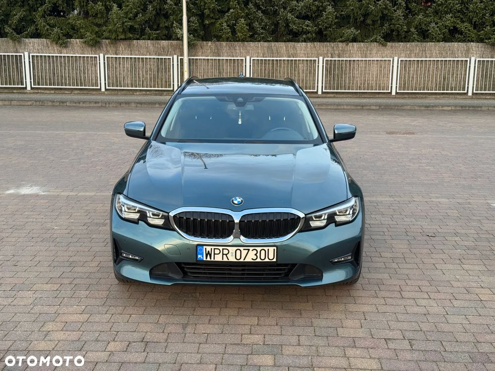 BMW Seria 3 318d - 4