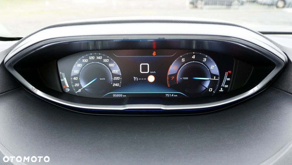 Peugeot 5008 1.2 PureTech Allure Pack S&S - 21