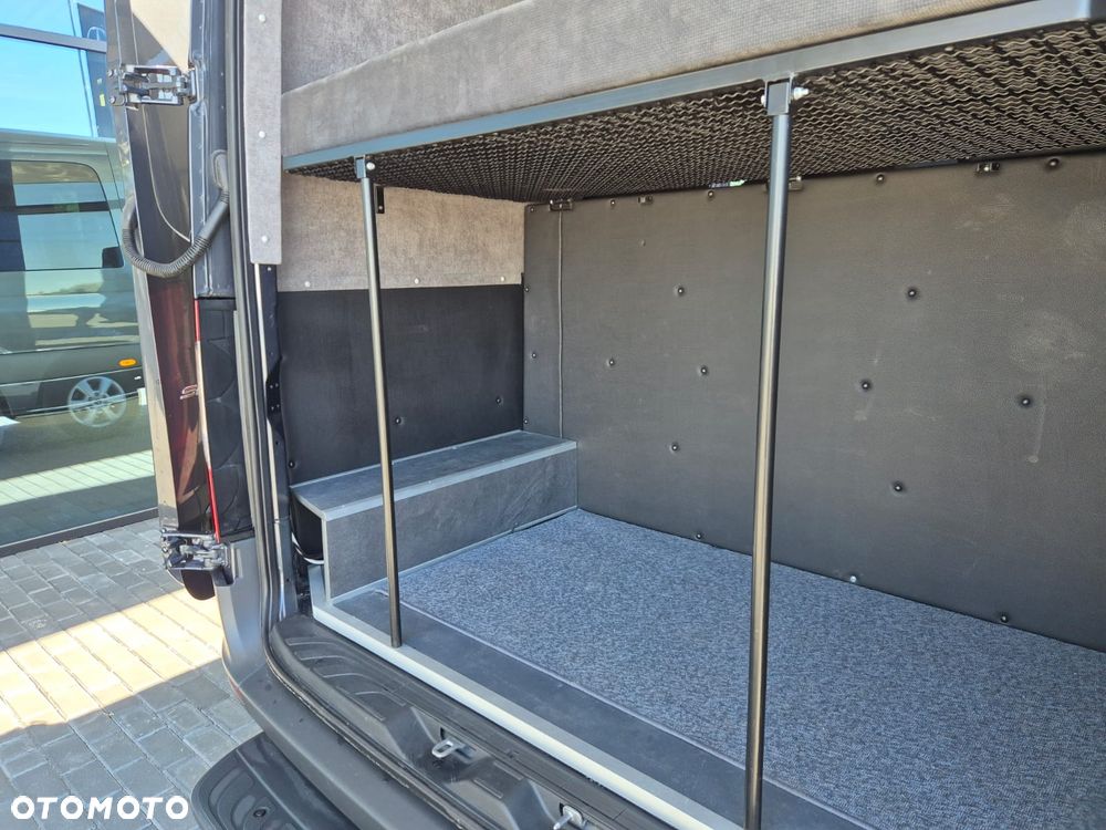 Mercedes-Benz Sprinter Long PRO 907.255 - 28