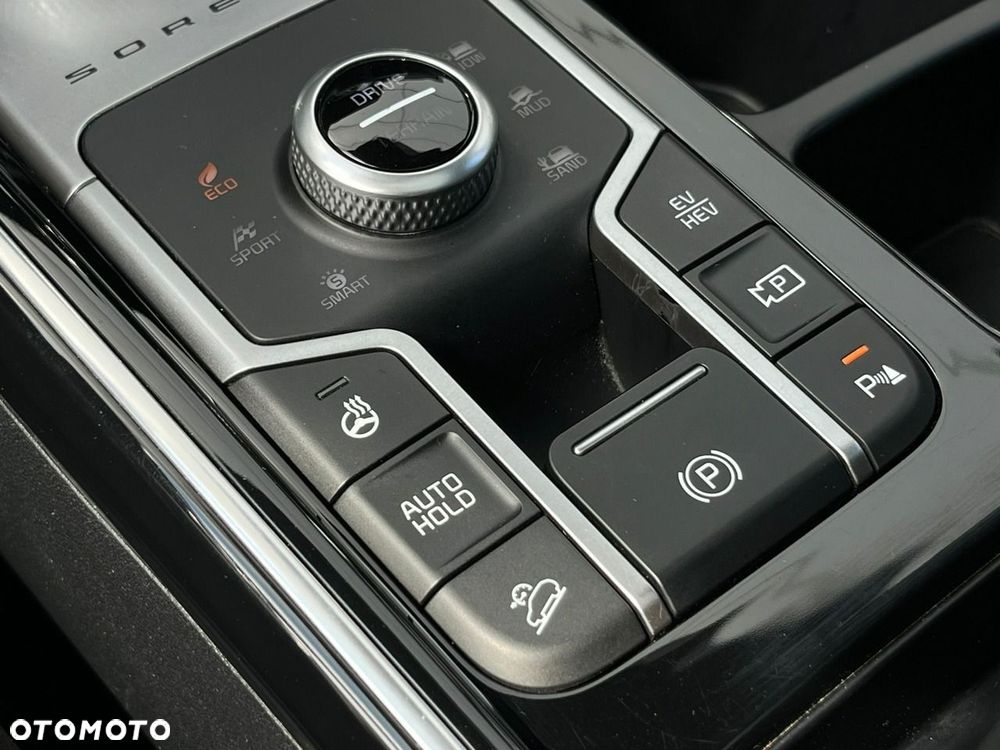 Kia Sorento - 25