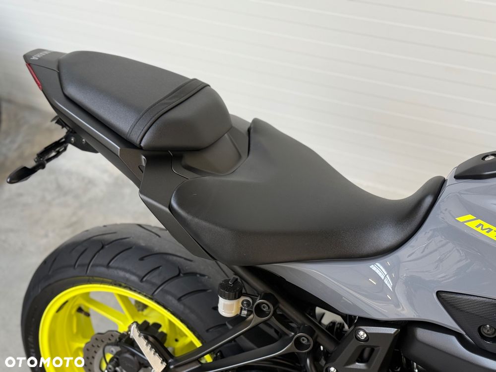 Yamaha MT - 17