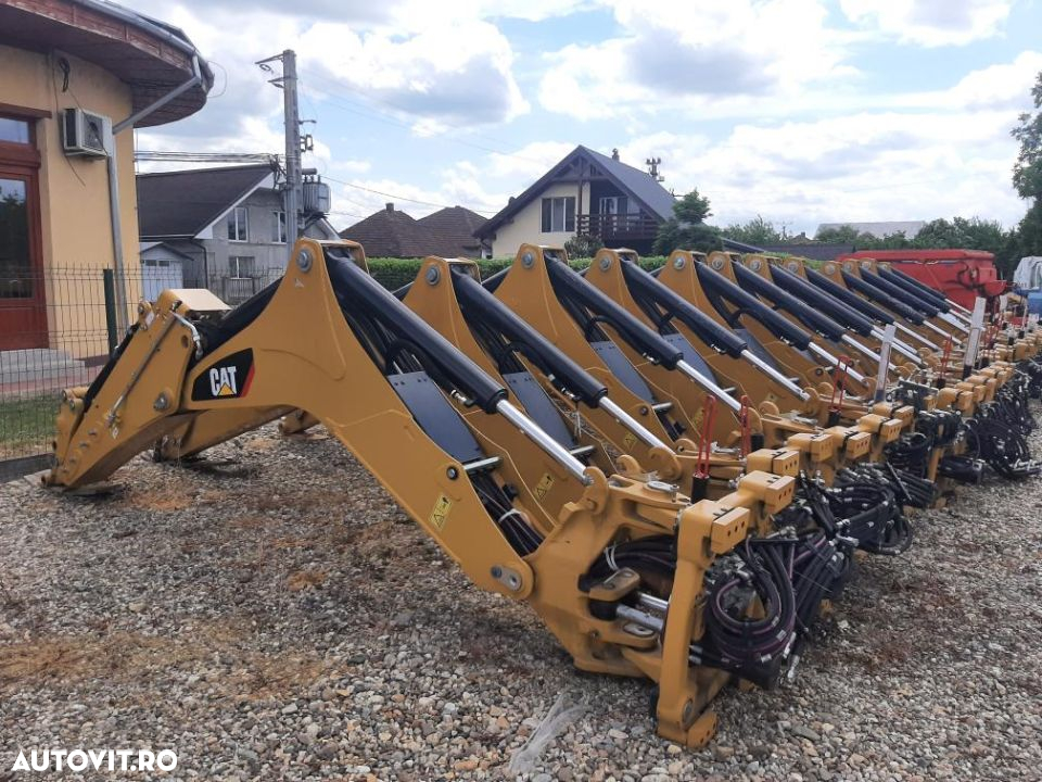 Cilindru rotire brat buldoexcavator CAT  model F , F2 - 3