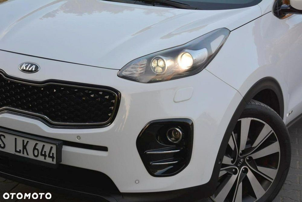 Kia Sportage 2,0 CRDI AWD Platinum - 9