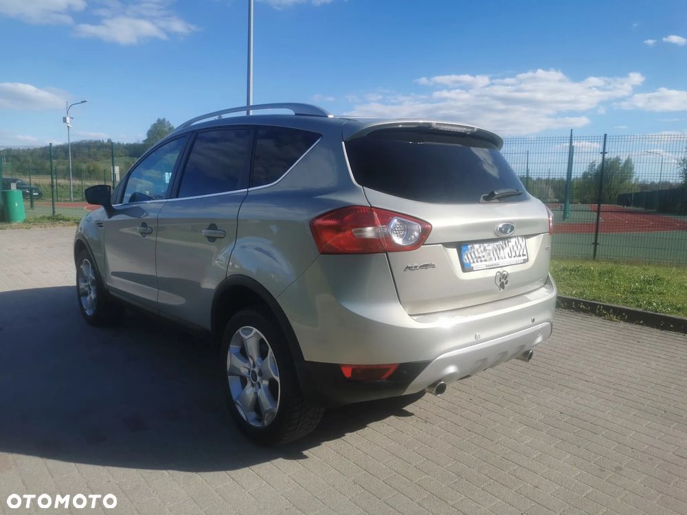 Ford Kuga 2.0 TDCi 4x4 Titanium - 4