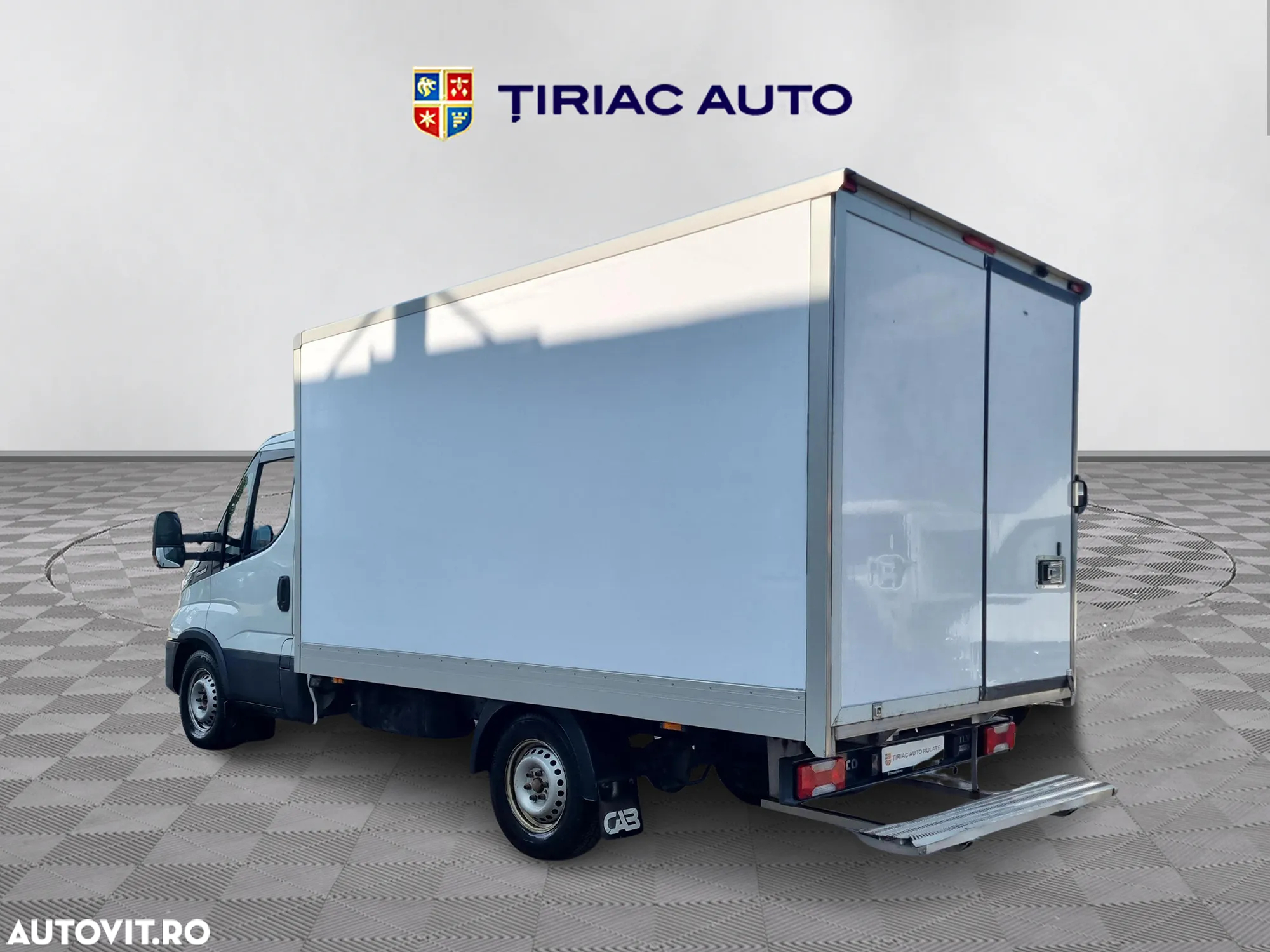 Iveco Daily 35-140 Chassi Cab 2.3JTD Hi-Matic - 3
