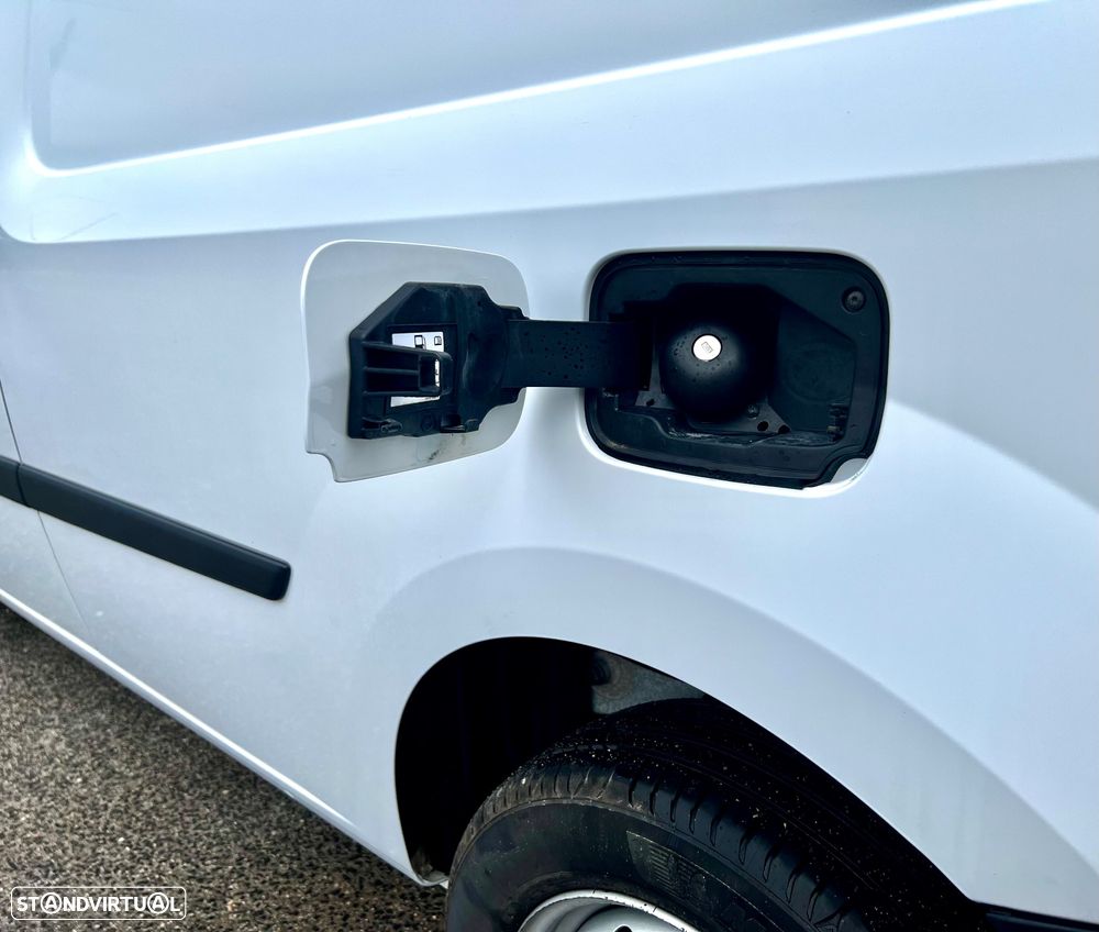 Renault KANGOO 1.5DCI 90cv 3LUG´S AC | IVA DEDUTÍVEL | 1 DONO - 18