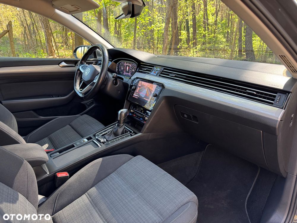 Volkswagen Passat 2.0 TDI SCR DSG Business - 30