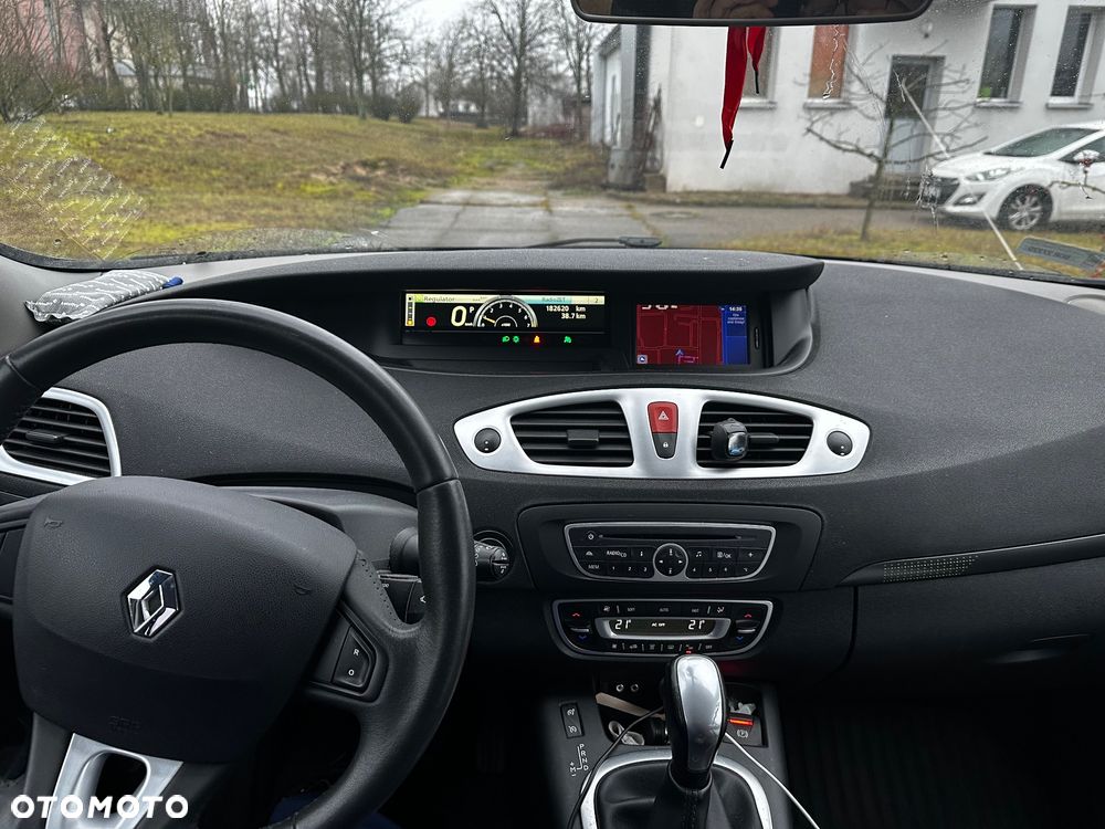 Renault Scenic 2.0 16V Privilege CVT - 3