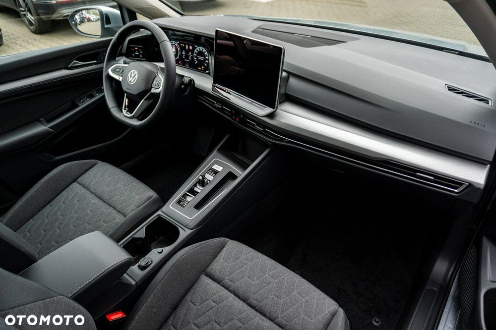 Volkswagen Golf - 16