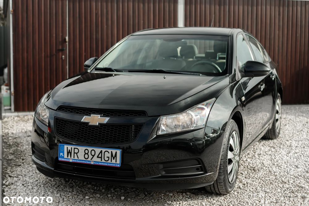 Chevrolet Cruze 1.6 LS - 11