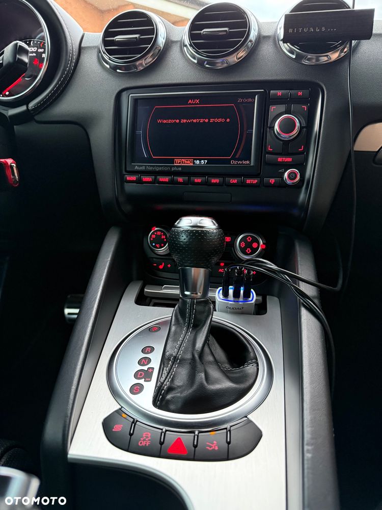 Audi TT RS Coupé - 12