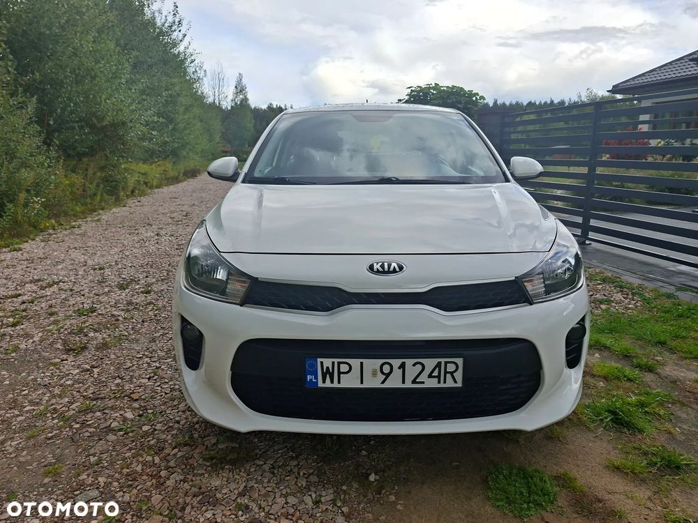 Kia Rio 1.2 Business Line - 12