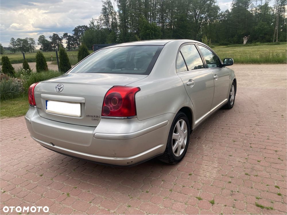 Toyota Avensis 2.0 D-4D Luna - 5