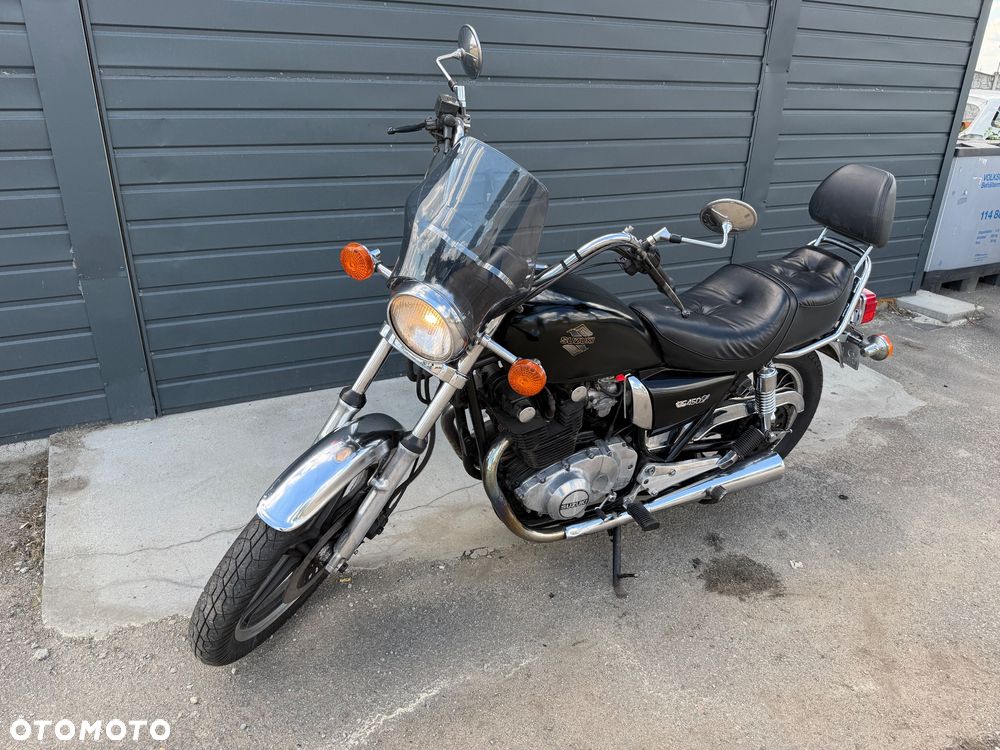 Suzuki GS - 10
