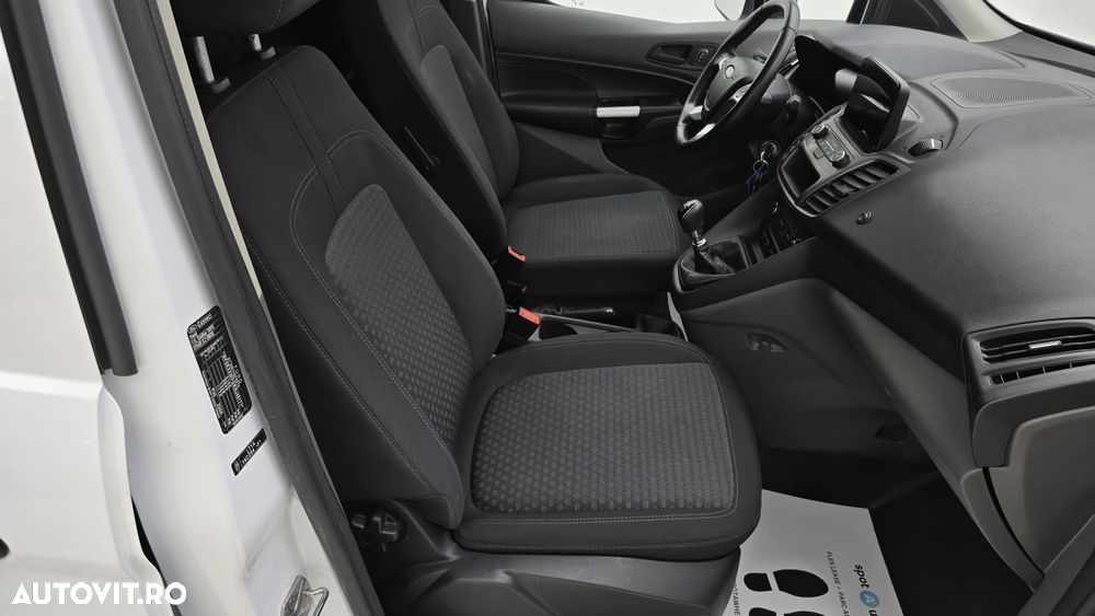 Ford Transit Connect - 19