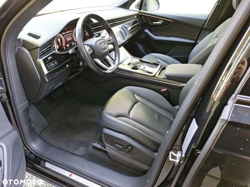 Audi Q7 - 11