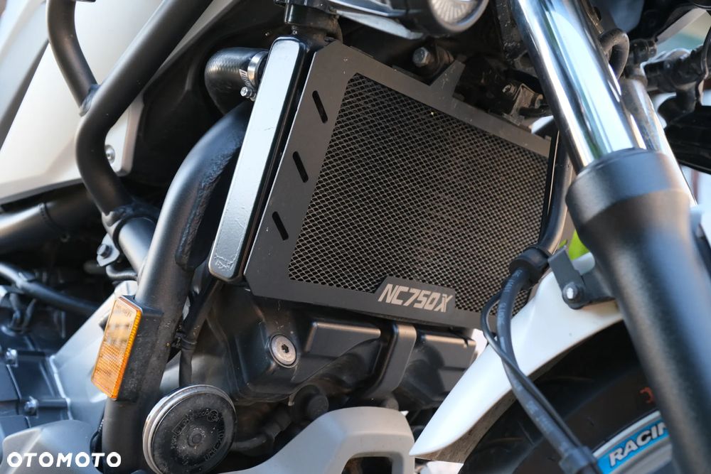 Honda NC - 17